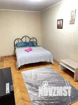 2-к квартира, посуточно, 48м2, 1/1 этаж
