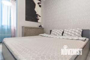 Студия квартира, посуточно, 33м2, 4/32 этаж