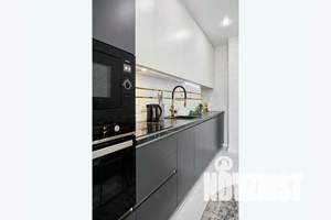 1-к квартира, посуточно, 40м2, 6/24 этаж