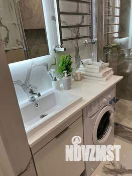 Студия квартира, посуточно, 28м2, 18/24 этаж