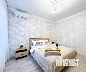 2-к квартира, посуточно, 56м2, 3/26 этаж