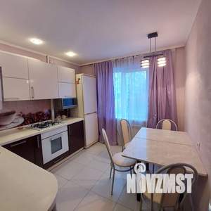 3-к квартира, посуточно, 64м2, 3/9 этаж