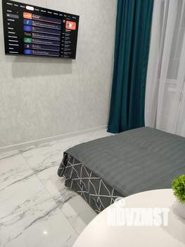 Студия квартира, посуточно, 28м2, 20/25 этаж