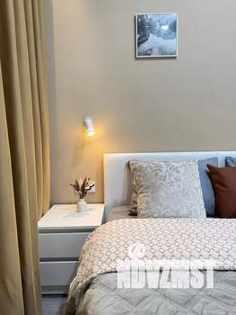 Студия квартира, посуточно, 28м2, 15/24 этаж