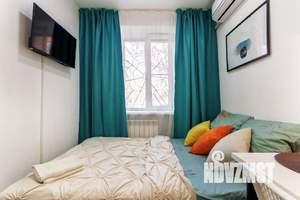 1-к квартира, посуточно, 13м2, 1/1 этаж