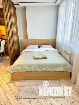 Студия квартира, посуточно, 35м2, 5/33 этаж