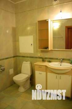 2-к квартира, посуточно, 72м2, 1/1 этаж