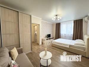 1-к квартира, посуточно, 38м2, 5/17 этаж
