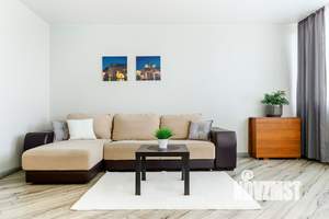 Студия квартира, посуточно, 35м2, 11/30 этаж
