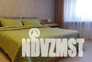 1-к квартира, посуточно, 35м2, 6/9 этаж