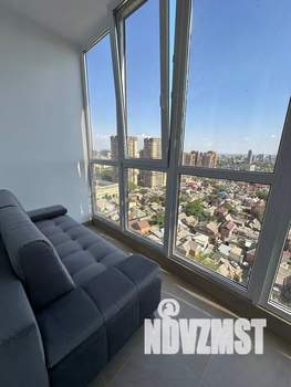 Студия квартира, посуточно, 30м2, 17/20 этаж