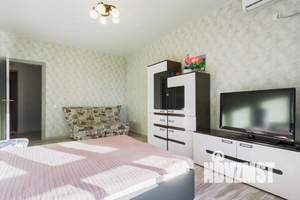 1-к квартира, посуточно, 42м2, 1/1 этаж