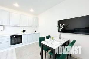 1-к квартира, посуточно, 42м2, 19/19 этаж