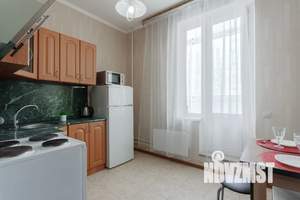 1-к квартира, посуточно, 40м2, 8/17 этаж