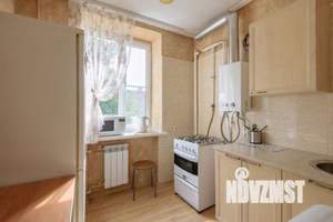 2-к квартира, посуточно, 48м2, 1/1 этаж