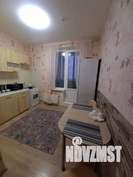 1-к квартира, посуточно, 40м2, 7/17 этаж