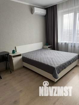 1-к квартира, посуточно, 40м2, 12/22 этаж