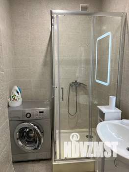 1-к квартира, посуточно, 42м2, 23/25 этаж