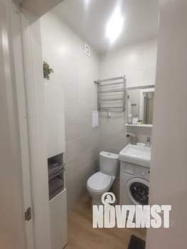 1-к квартира, посуточно, 32м2, 18/24 этаж