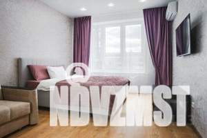 1-к квартира, посуточно, 35м2, 4/20 этаж