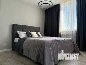 Студия квартира, посуточно, 45м2, 18/32 этаж