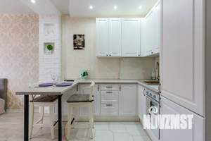 Студия квартира, посуточно, 40м2, 6/20 этаж