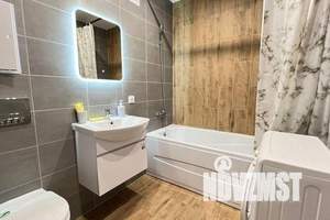 1-к квартира, посуточно, 43м2, 3/19 этаж