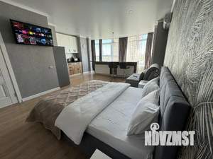 1-к квартира, посуточно, 38м2, 10/30 этаж