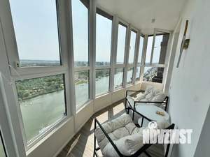 Студия квартира, посуточно, 40м2, 24/25 этаж