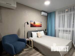 Студия квартира, посуточно, 36м2, 7/18 этаж