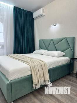 Студия квартира, посуточно, 30м2, 16/24 этаж