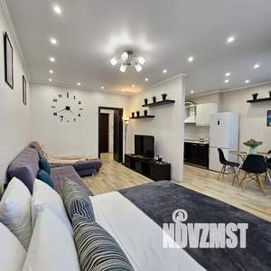 1-к квартира, посуточно, 42м2, 12/21 этаж