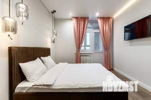 1-к квартира, посуточно, 39м2, 9/18 этаж