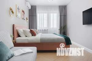 1-к квартира, посуточно, 42м2, 19/26 этаж