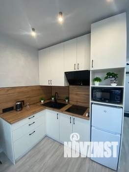 Студия квартира, посуточно, 35м2, 11/19 этаж