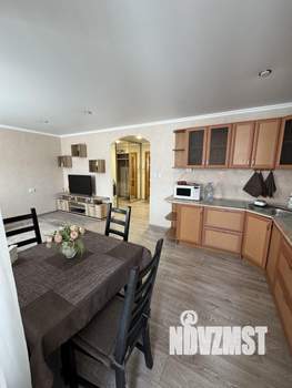 Студия квартира, на длительный срок, 40м2, 3/18 этаж