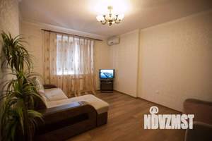 1-к квартира, посуточно, 65м2, 1/1 этаж