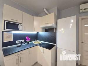 Студия квартира, посуточно, 35м2, 24/32 этаж