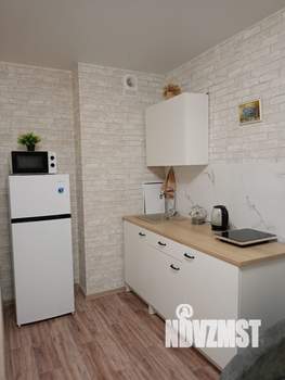 Студия квартира, посуточно, 25м2, 7/18 этаж