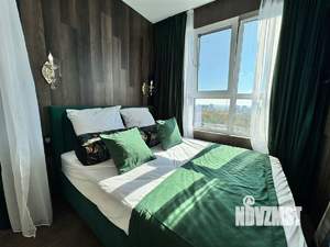 Студия квартира, посуточно, 35м2, 10/18 этаж