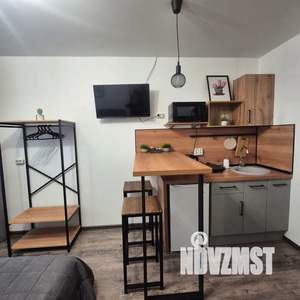 Студия квартира, посуточно, 20м2, 1/5 этаж
