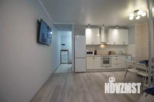 1-к квартира, посуточно, 35м2, 23/30 этаж