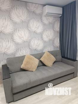 2-к квартира, посуточно, 40м2, 5/18 этаж