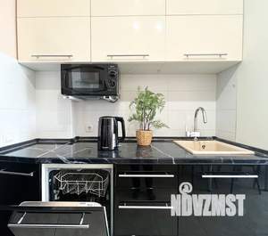 1-к квартира, посуточно, 49м2, 13/18 этаж