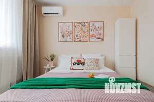 1-к квартира, посуточно, 35м2, 23/23 этаж