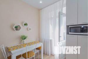 1-к квартира, посуточно, 39м2, 10/22 этаж