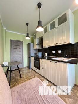 1-к квартира, посуточно, 42м2, 13/18 этаж