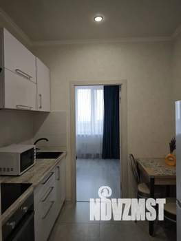 1-к квартира, посуточно, 32м2, 12/16 этаж