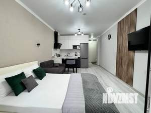 Студия квартира, посуточно, 35м2, 19/24 этаж