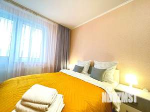 1-к квартира, посуточно, 39м2, 8/17 этаж